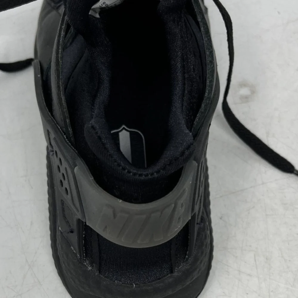 Nike Air Huarache Black Lace-Up Sneakers Wmn's Size 6.5 MSRP Used Exc $120